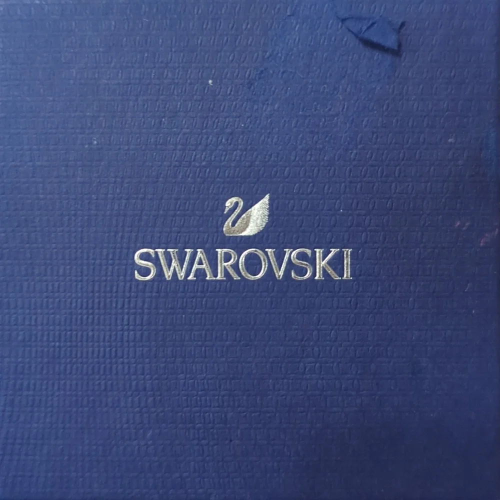 Swarovski Shine Urchin necklace - Picture 3 of 3